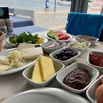Готель Marin Чешме