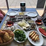 Marin Готель Чешме