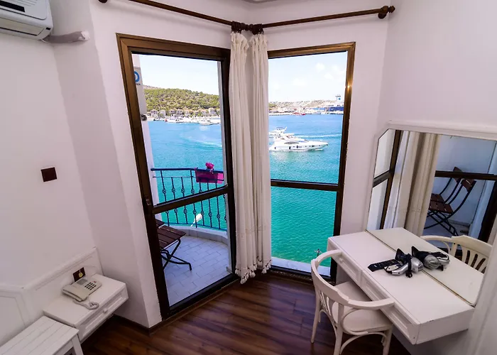 Marin Ξενοδοχείο 3*